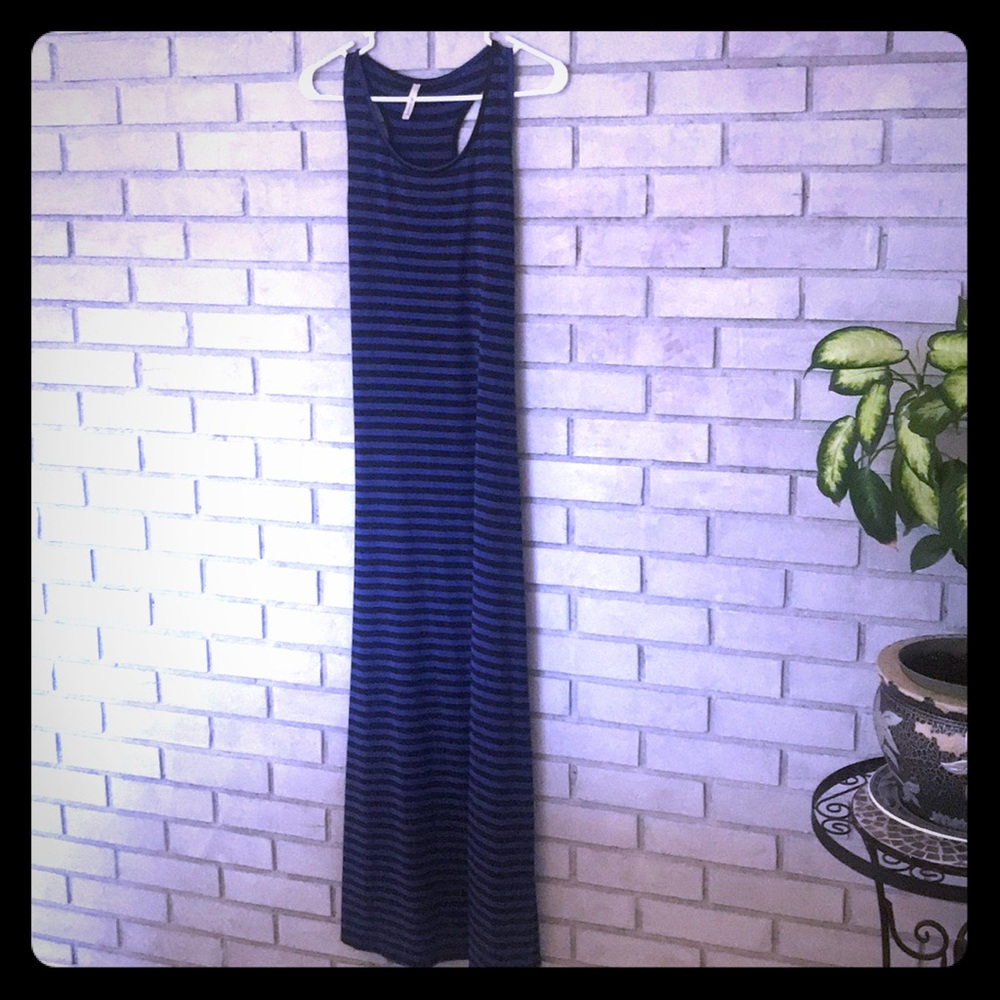 💙 Racerback Maxi dress🖤
